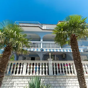 Apartament Blue, Selce